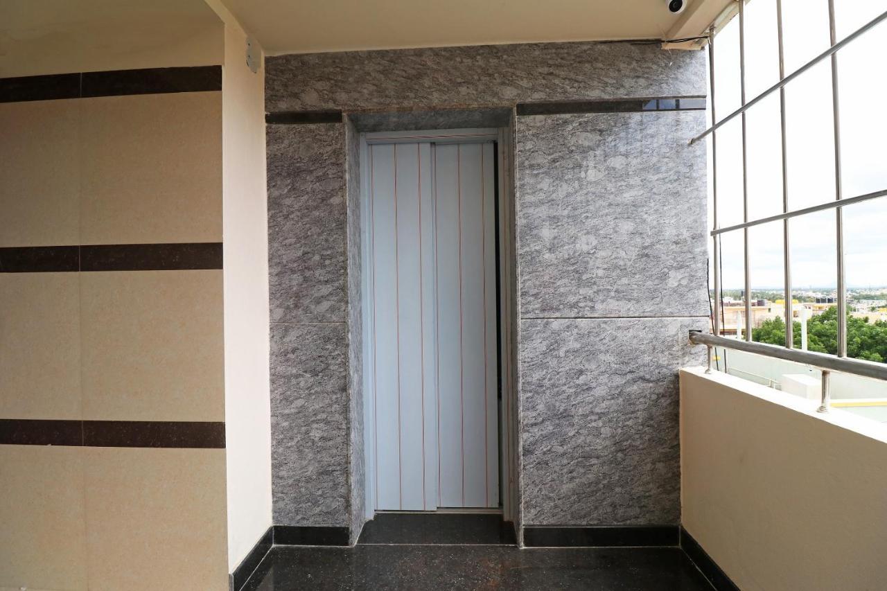 ホテルOyo 37349 Sai Palace Chik Bānavar エクステリア 写真